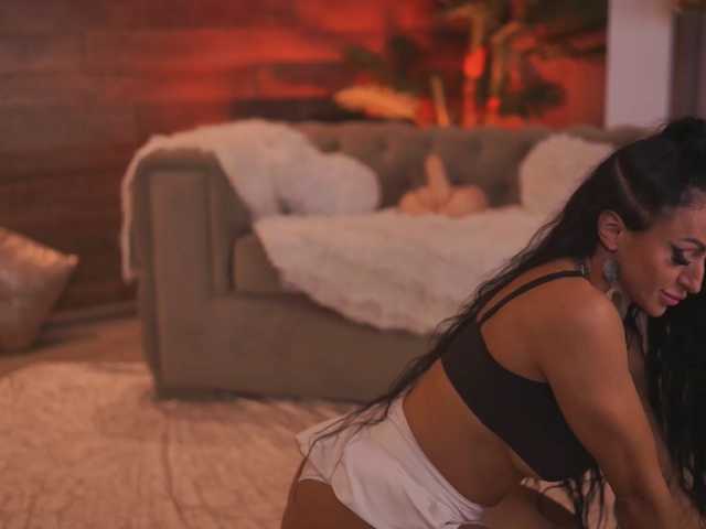XenaBloom live cam on BongaCams