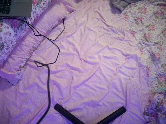 LaylaKutie Nude Live Sex Shows