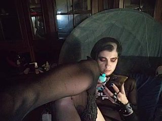 CrazySquirtSiren Porn Show