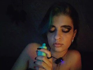 UntouchableSquirtWitch