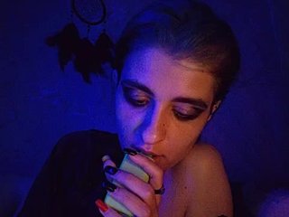 UntouchableSquirtWitch