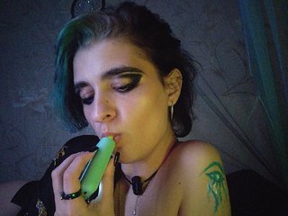 UntouchableSquirtWitch