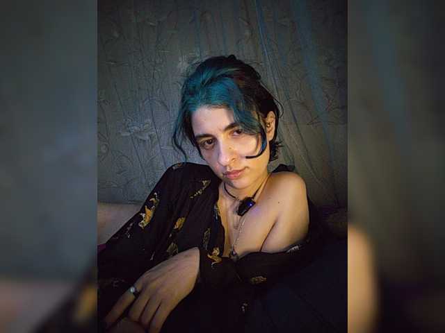 CyberSiren live cam on BongaCams