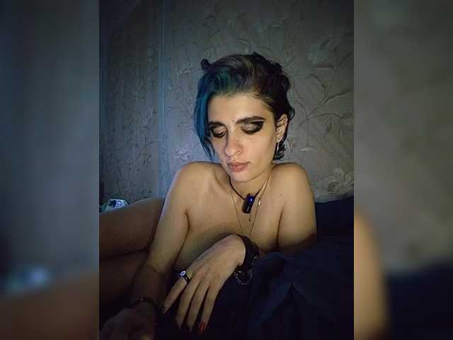 CyberSiren live cam on BongaCams