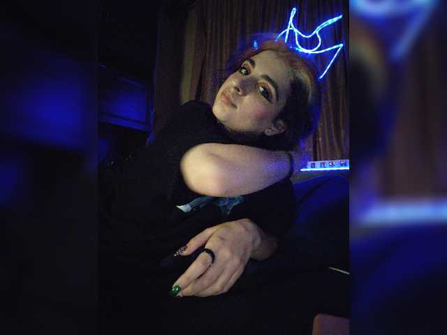CyberSiren live cam on BongaCams
