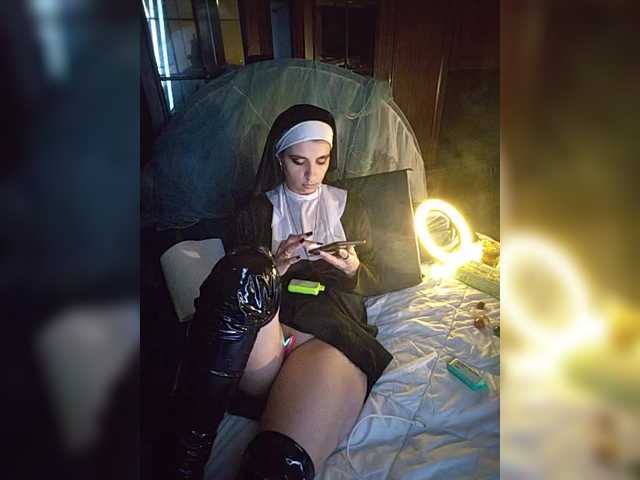 CyberSiren live cam on BongaCams