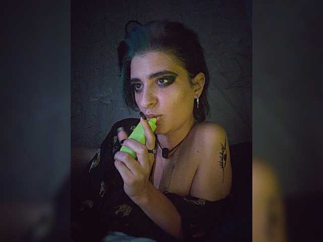 CyberSiren live cam on BongaCams