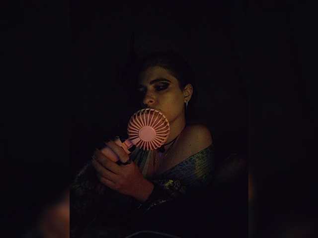 CyberSiren live cam on BongaCams