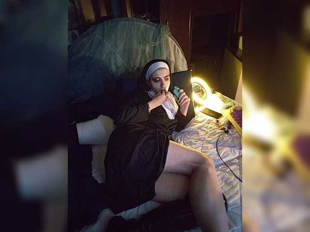 CyberSiren live cam on BongaCams