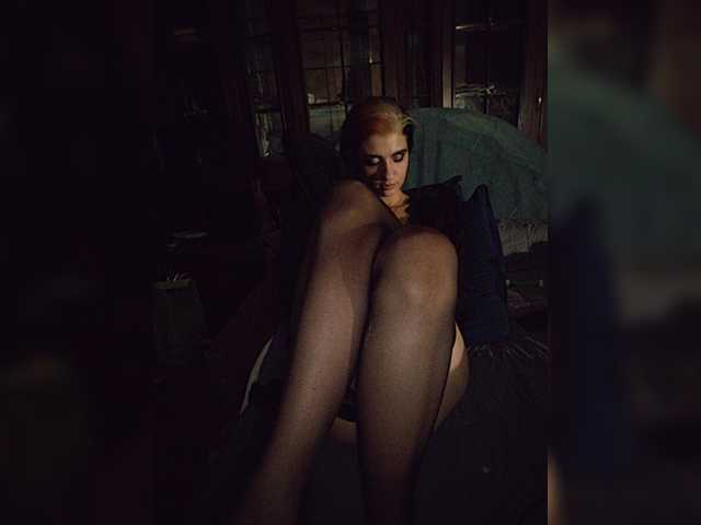 CyberSiren live cam