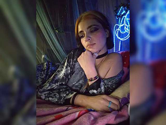 CyberSiren live cam on BongaCams