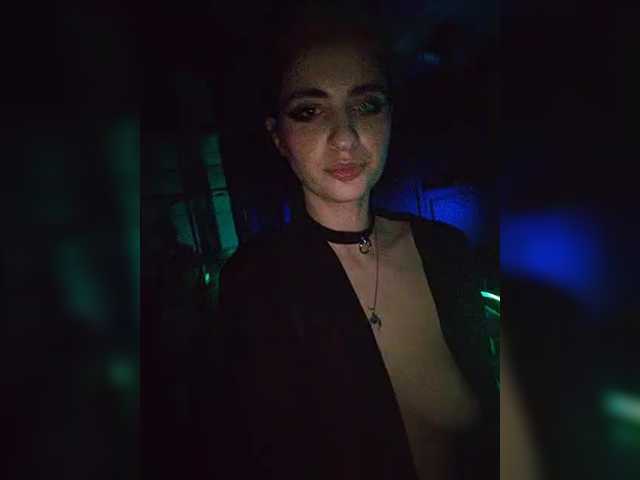 Siren_BrattyQueen