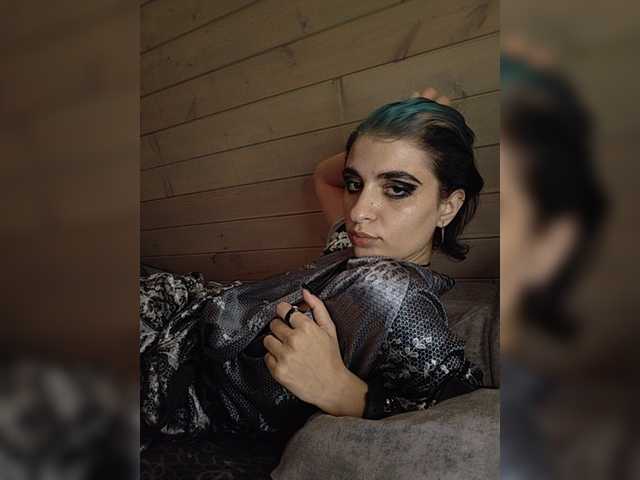 CyberSiren live cam on BongaCams
