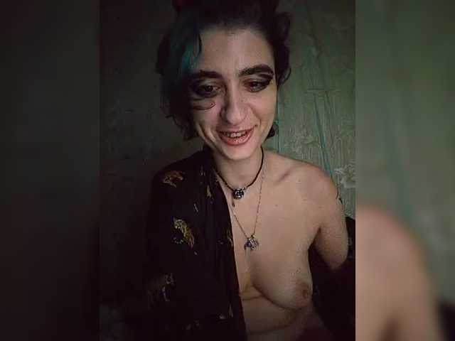 CyberSiren live cam on BongaCams