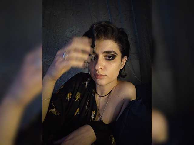 CyberSquirtCuckQueen webcam