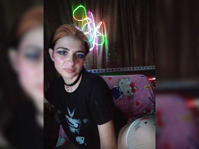 CyberSiren live cam on BongaCams