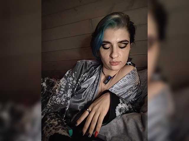 CyberSiren live cam on BongaCams