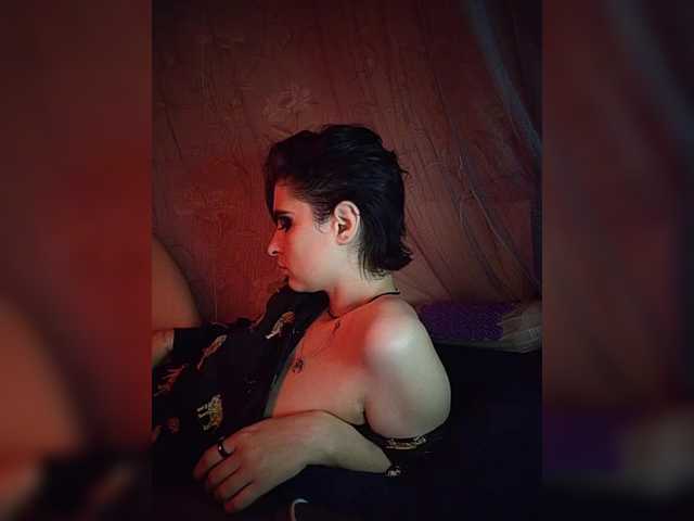 CyberSiren live cam on BongaCams
