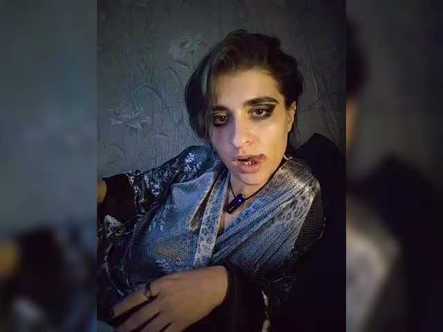 CyberSquirtCuckQueen