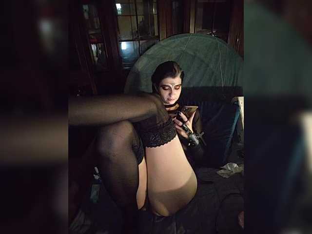CrazySquirtSiren live cam preview