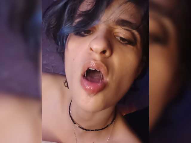 cybersiren live sex show