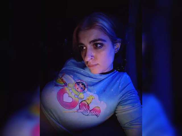 CyberSiren live cam on BongaCams