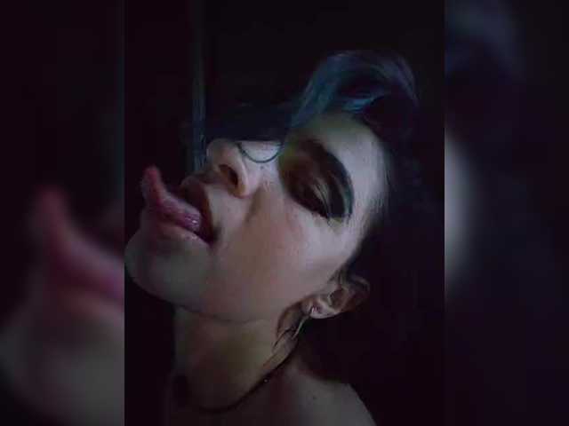 CyberSiren live cam
