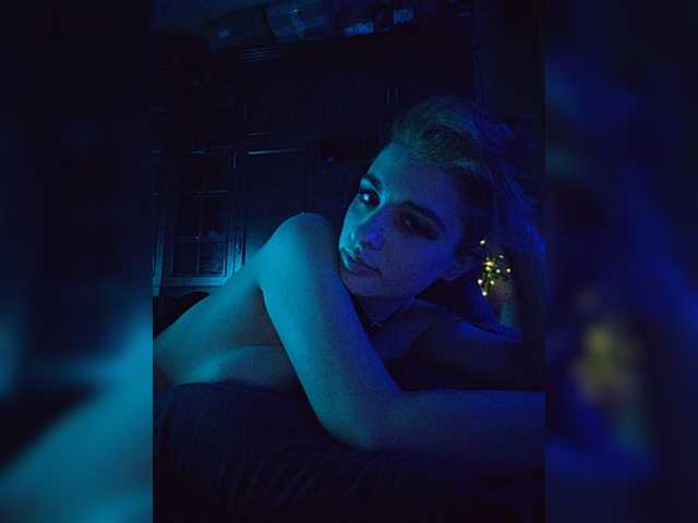 CyberSiren, live now on BongaCams