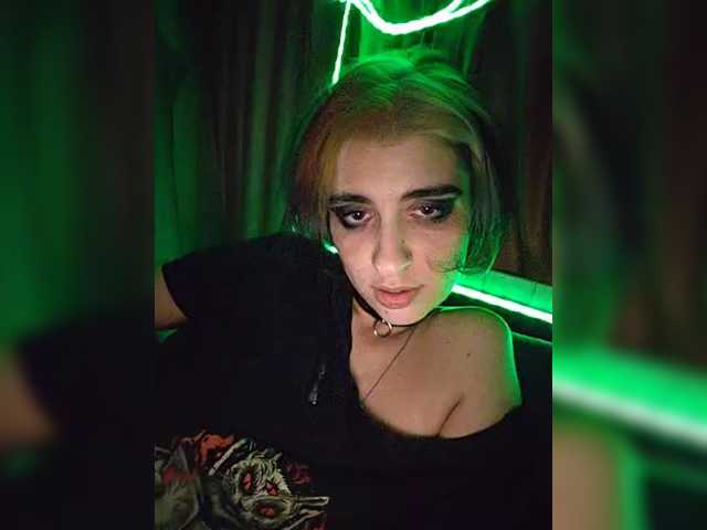 CyberSiren live cam on BongaCams