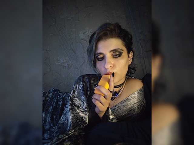 CyberSiren live webcam show