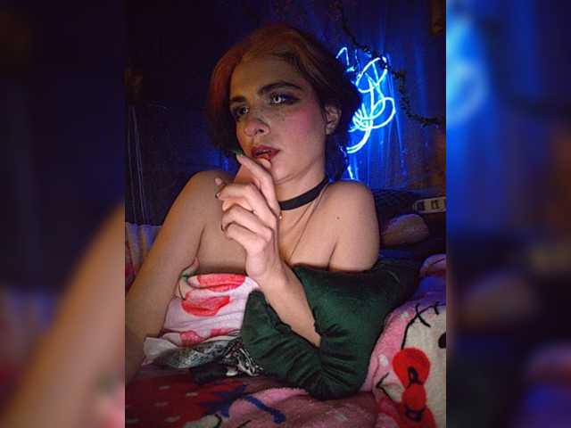Siren_BrattyQueen