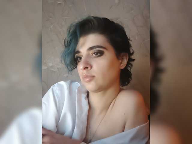 CyberSiren live cam on BongaCams