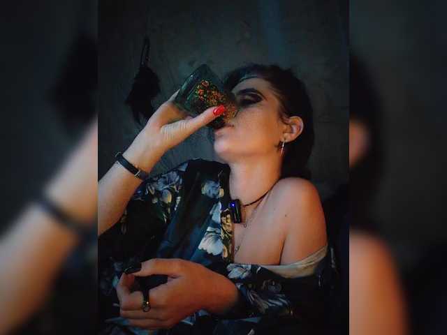 CyberSiren live cam on BongaCams