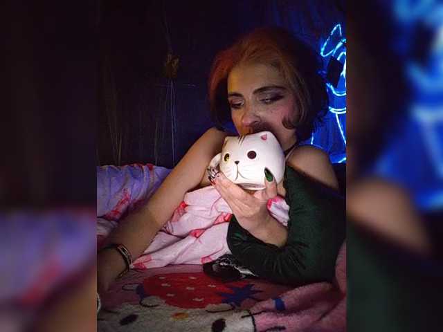 Siren_BrattyQueen