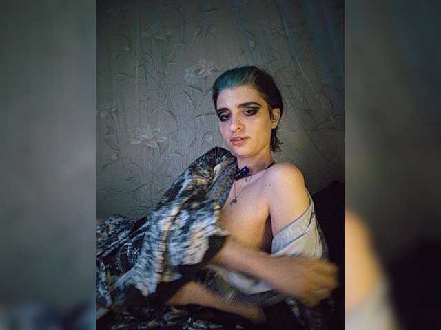 CyberSiren live cam on BongaCams