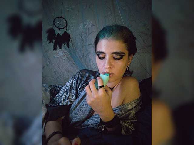 UntouchableSquirtWitch