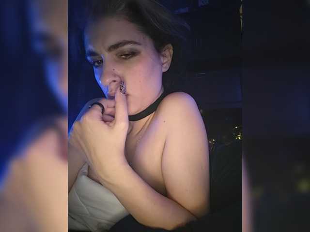CyberSiren live cam on BongaCams