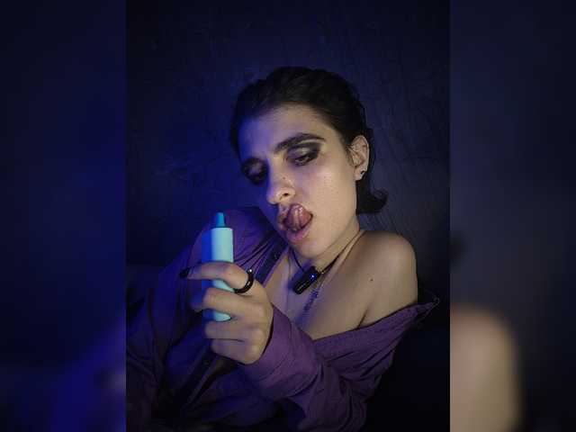 CyberSiren live cam on BongaCams