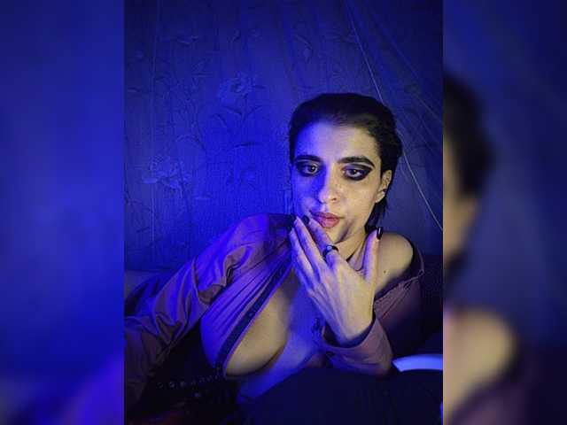 CyberSiren live cam on BongaCams