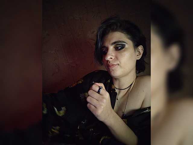 CyberSiren live webcam show