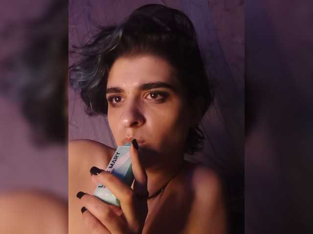 Sex chat gratuit in direct cu CyberSiren pe BongaCams