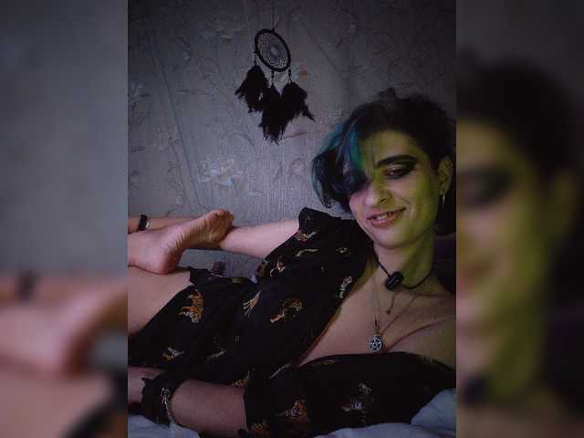 CyberSiren live cam on BongaCams