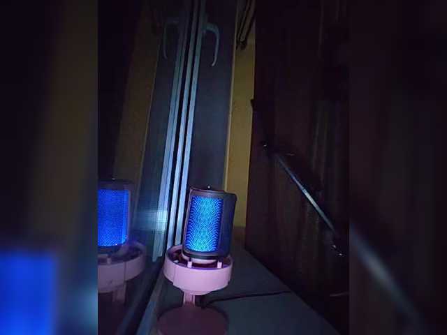 CyberSiren live cam on BongaCams