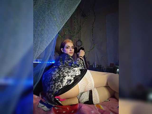 CyberSiren live cam on BongaCams