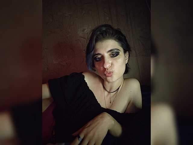 CyberSiren live webcam show