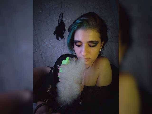 Live трансляция UntouchableSquirtWitch - slutnetki.online