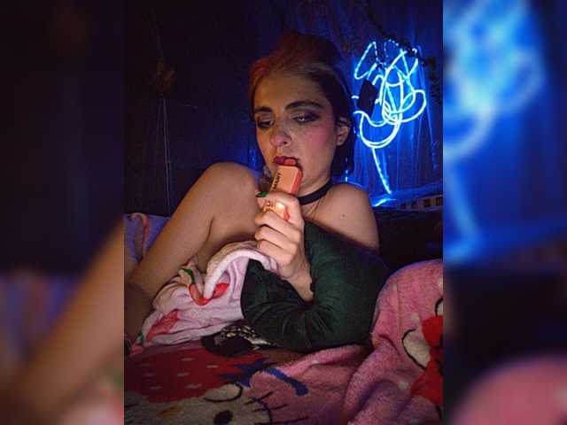 Siren_BrattyQueen