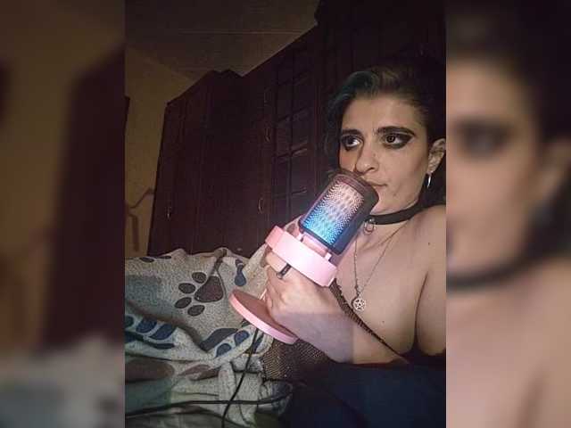 CyberSiren live cam on BongaCams