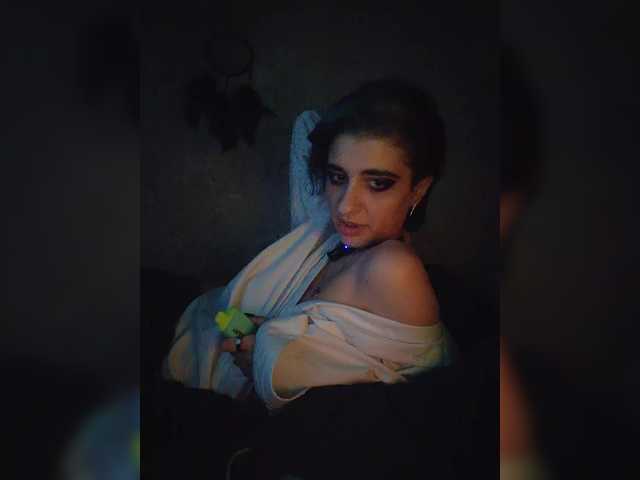 CyberSiren live cam on BongaCams