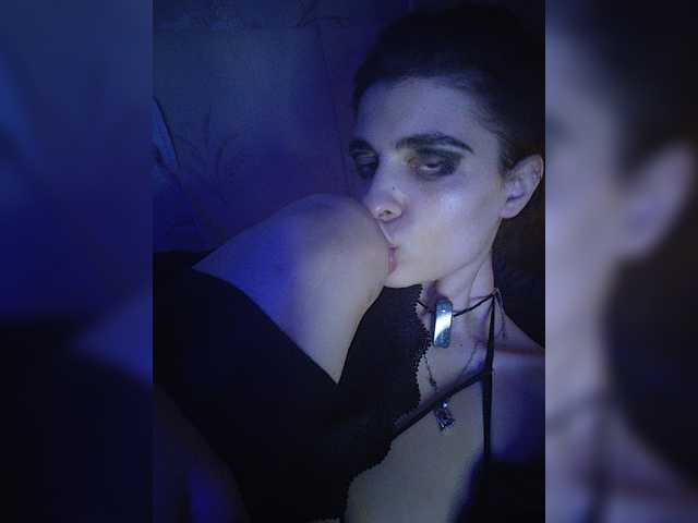 CyberSiren live cam on BongaCams